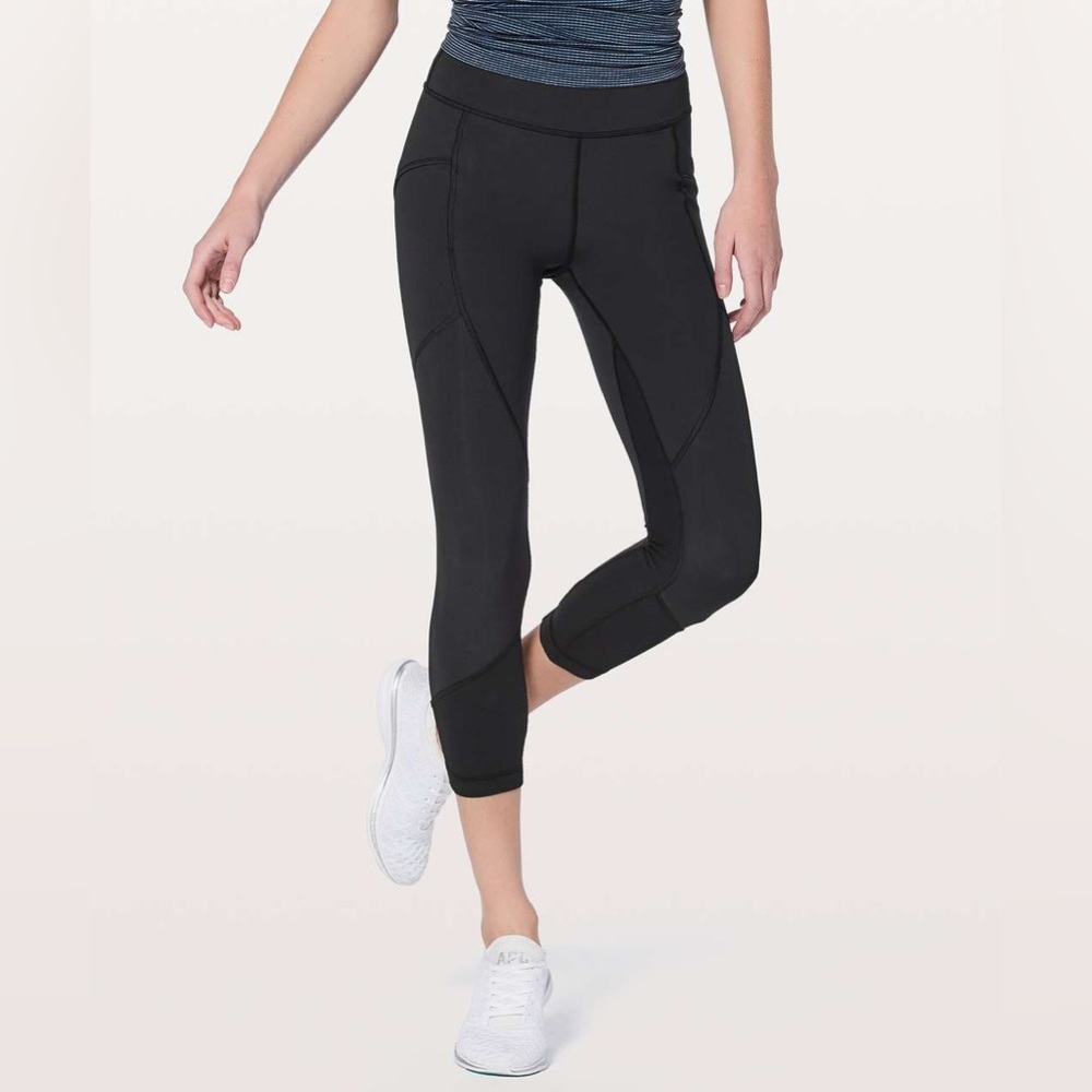 NEW Lulu Lemon Game Point Crop Black Size 4